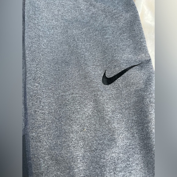 Size small Nike leggings - Picture 3 of 4